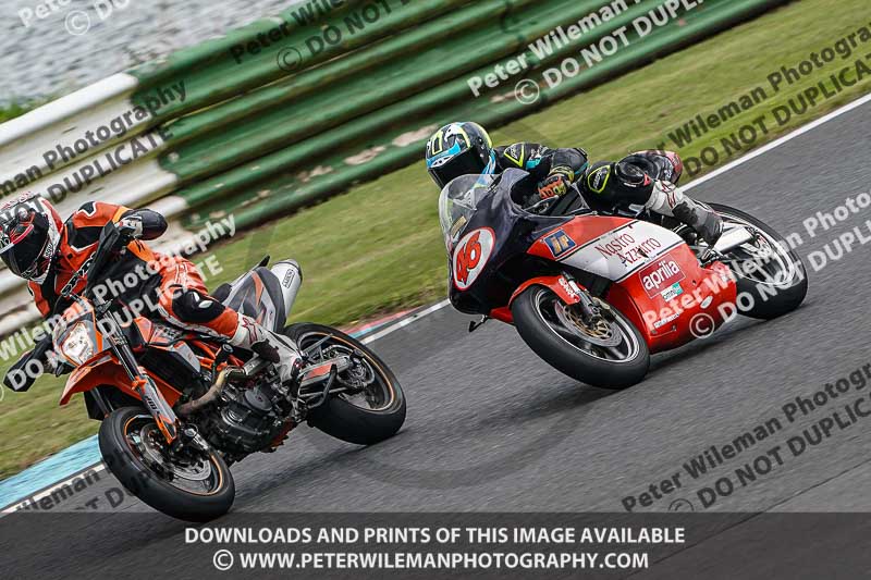 enduro digital images;event digital images;eventdigitalimages;mallory park;mallory park photographs;mallory park trackday;mallory park trackday photographs;no limits trackdays;peter wileman photography;racing digital images;trackday digital images;trackday photos